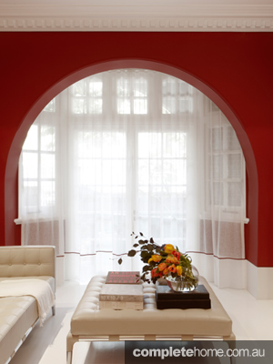 Tusculum Residence Red-Room-Arch