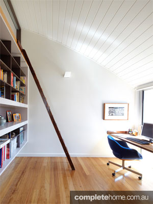 Efficient and simple home office design by Terence Nott