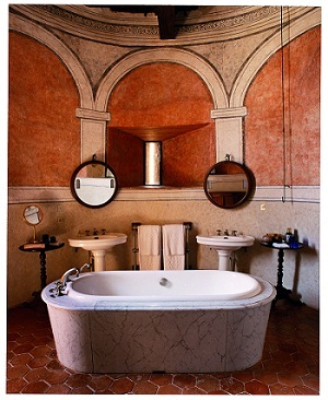 7.  hotel Chat de Bagnols_France